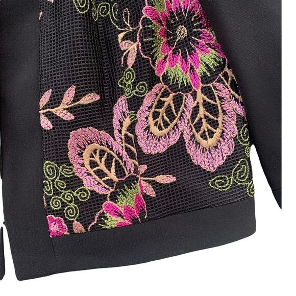 TAHARI ASL Floral Embroidered Collarless Jacket Black Classic Unique Size 4 Work - Picture 4 of 16